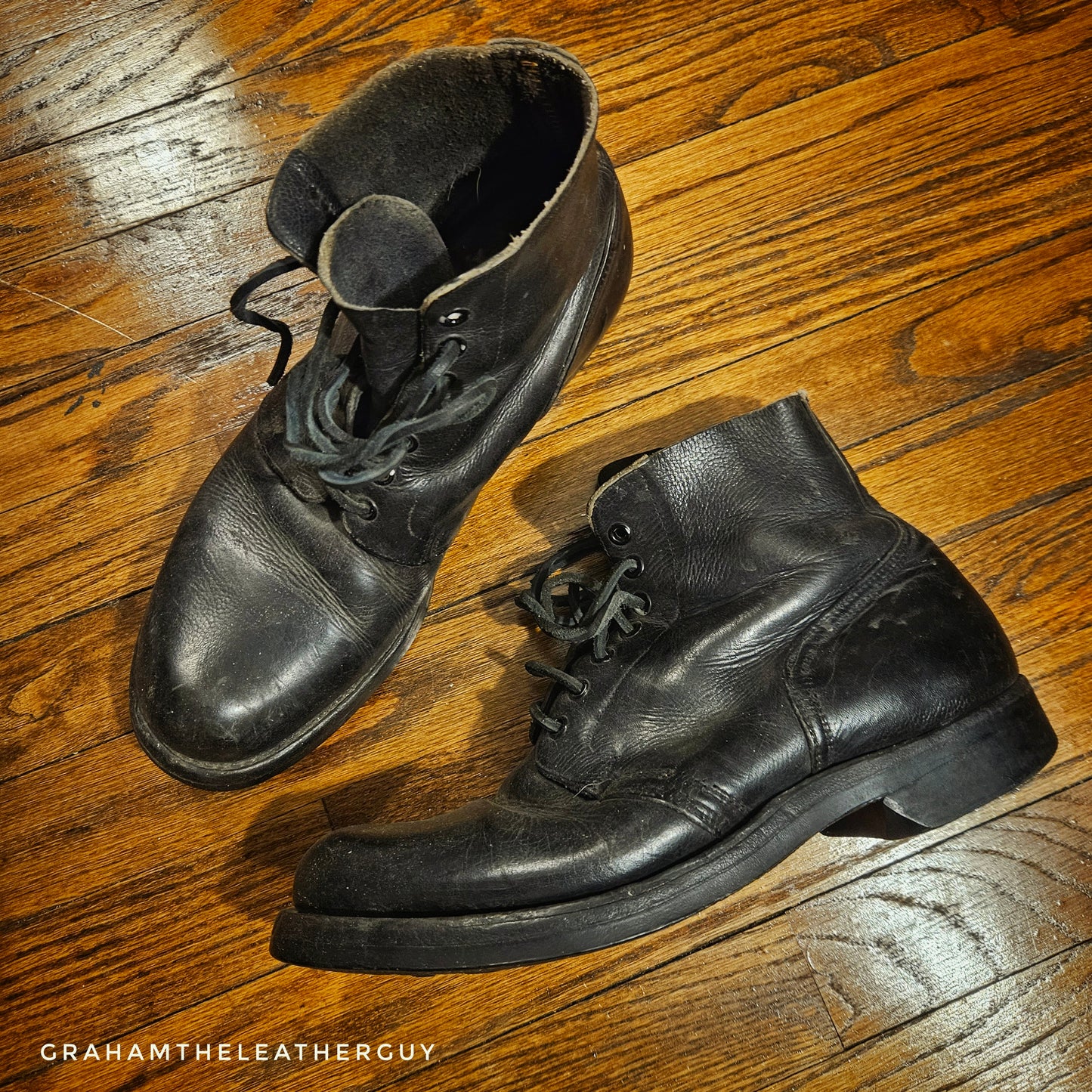 Post War Canadian Ankle boots size 9
